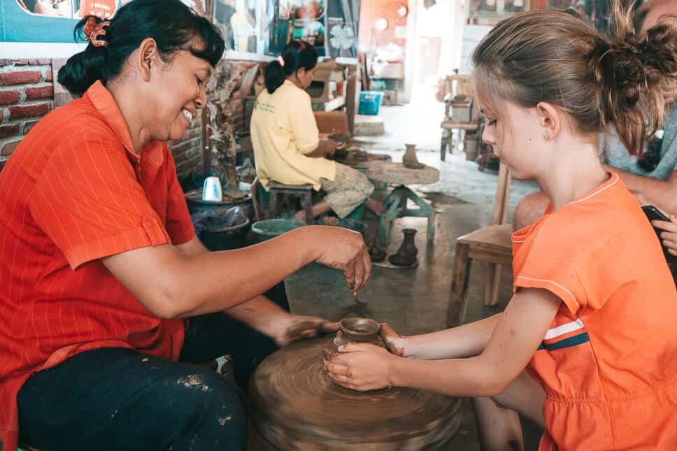 Borobudur Tour Making Pottery with kids