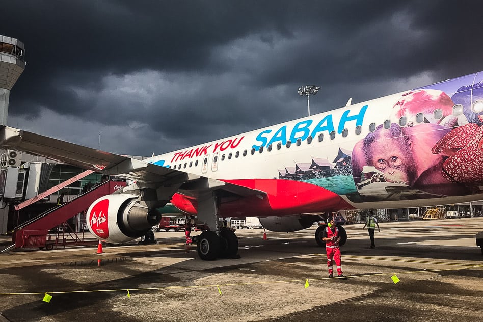 Air Asia Malaysia Sabah Kuching Kota Kinabalu