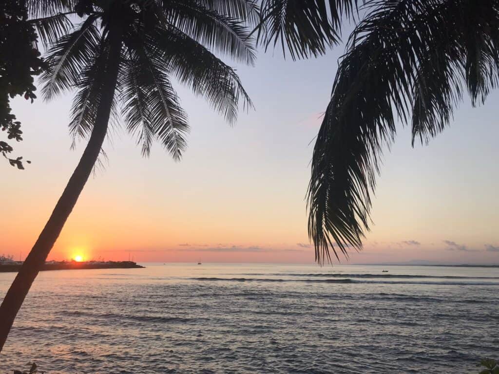Zonsondergang in Quepos rondreis 10 dagen Costa Rica