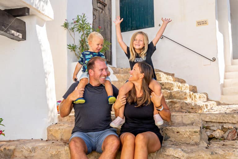 40 Amazing Family Travel Blogs To Follow In 2024 · The Global Wizards ...