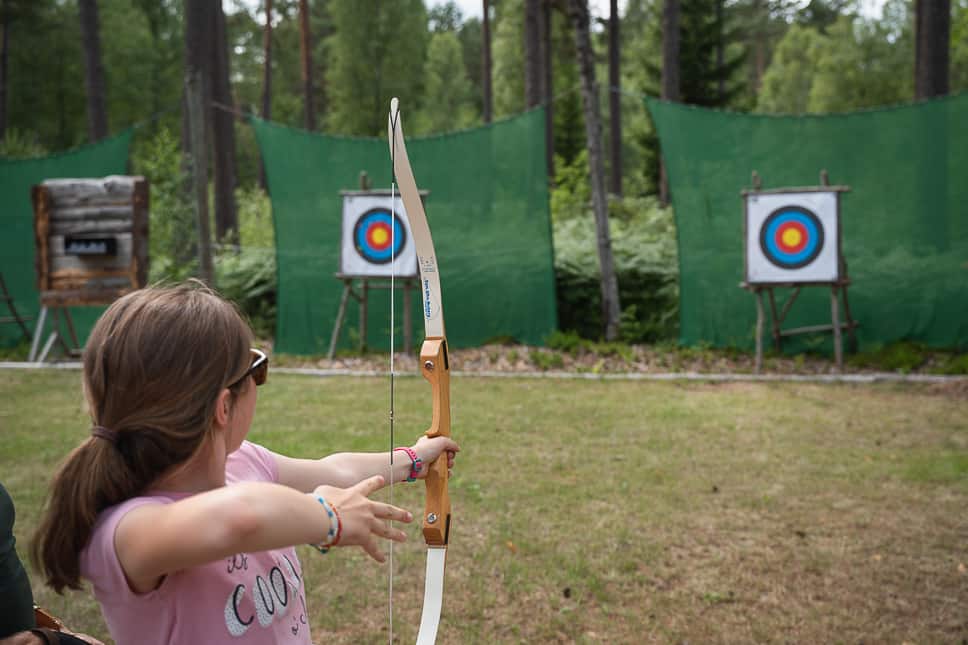 Boogschieten kinderen Zweden Nordic Woods