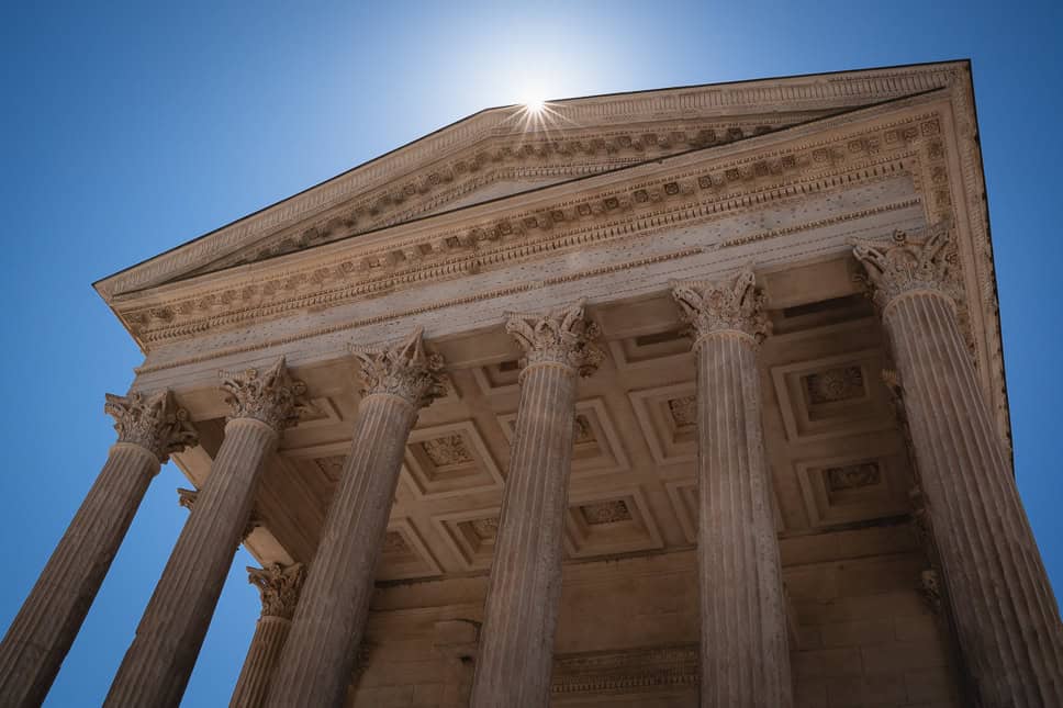 Maison de Carree Nimes Provence