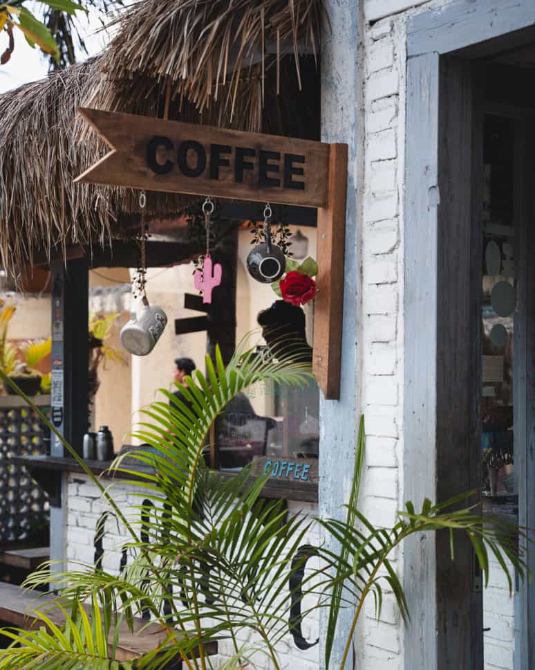 Best Restaurants Nusa Lembongan Coffee